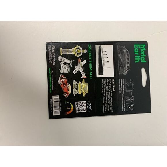 Metal Earth-Titanic steel model kit - Picture 2 of 2